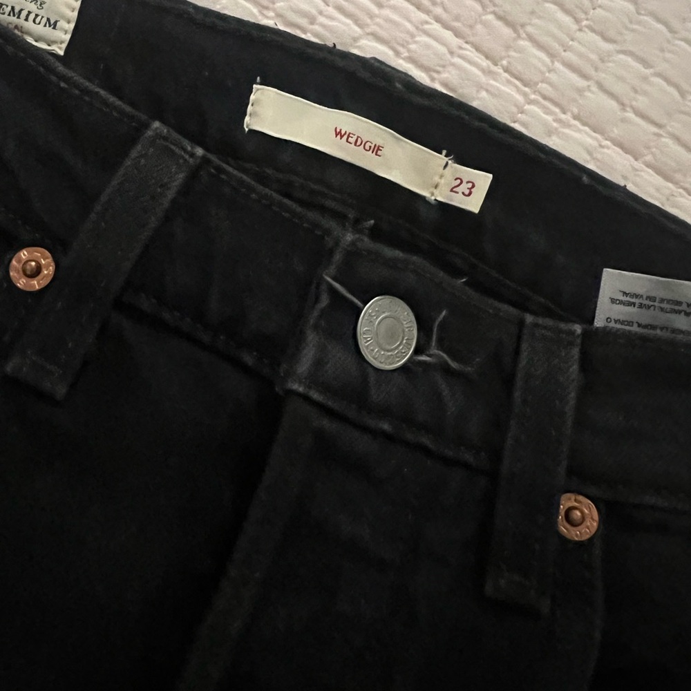 Dark Gray Levi’s Wedge Jeans